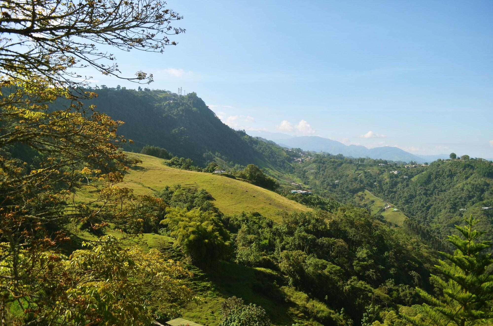 Eco Lodge La Juanita Manizales Exterior photo