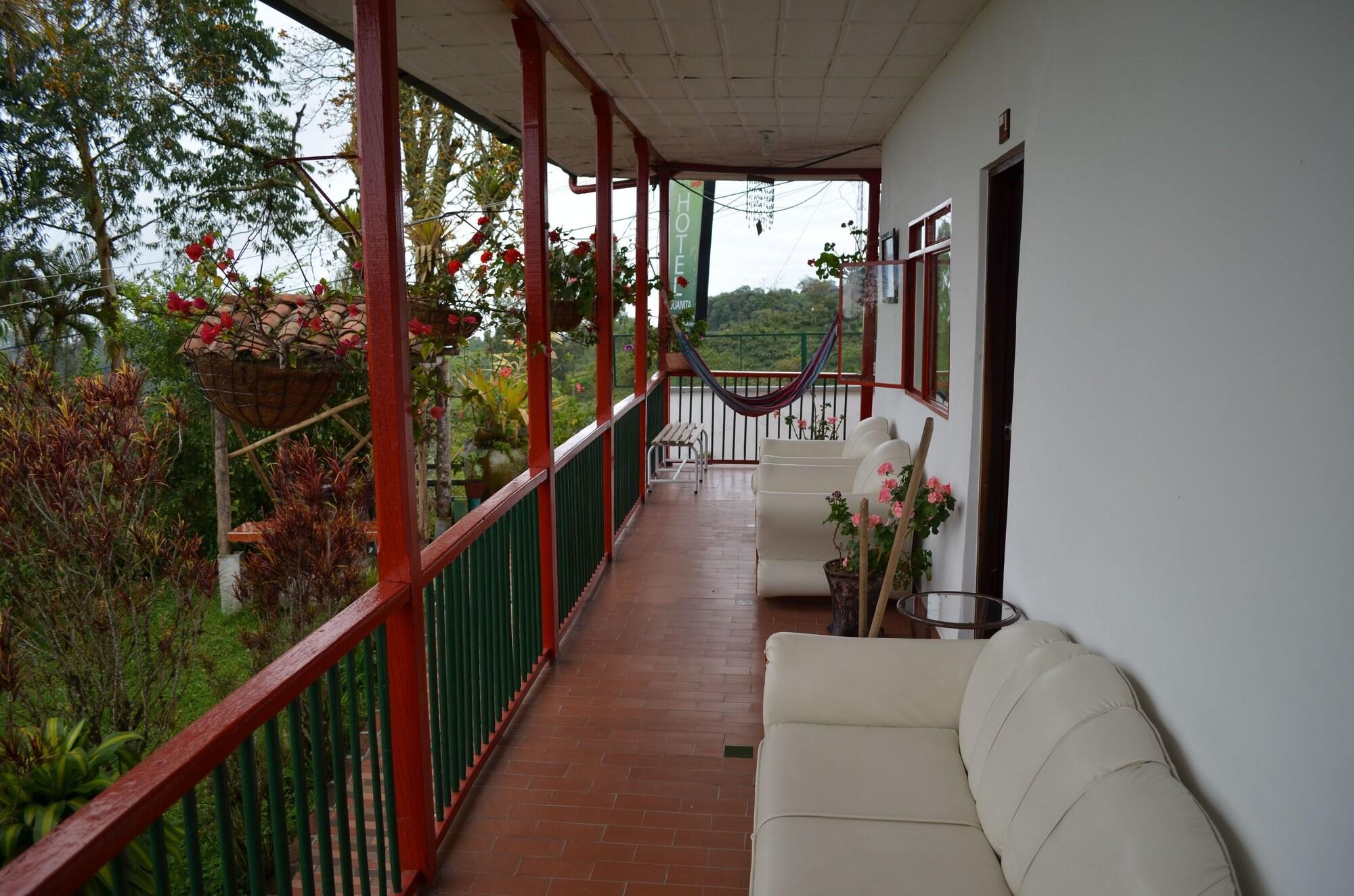 Eco Lodge La Juanita Manizales Exterior photo
